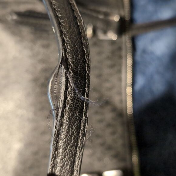 2 PC Michael Kors Charlotte Large Tote with Wallet - Picture 4 of 10